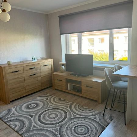 Riverside Apartment Paernu Luaran gambar
